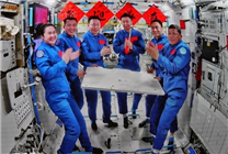 

天宫任务组轮换圆满收官 神舟十九号载