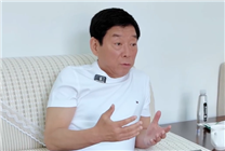 

车企大佬跨界点赞零售业标杆：于东来